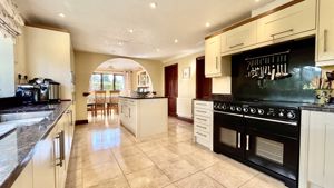 Kitchen- click for photo gallery